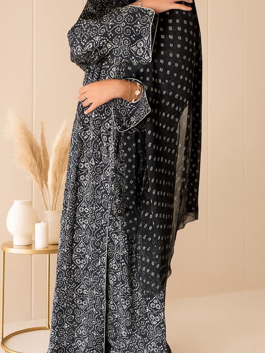 OSH0060 - Black and White Korean Silk Printed Abaya