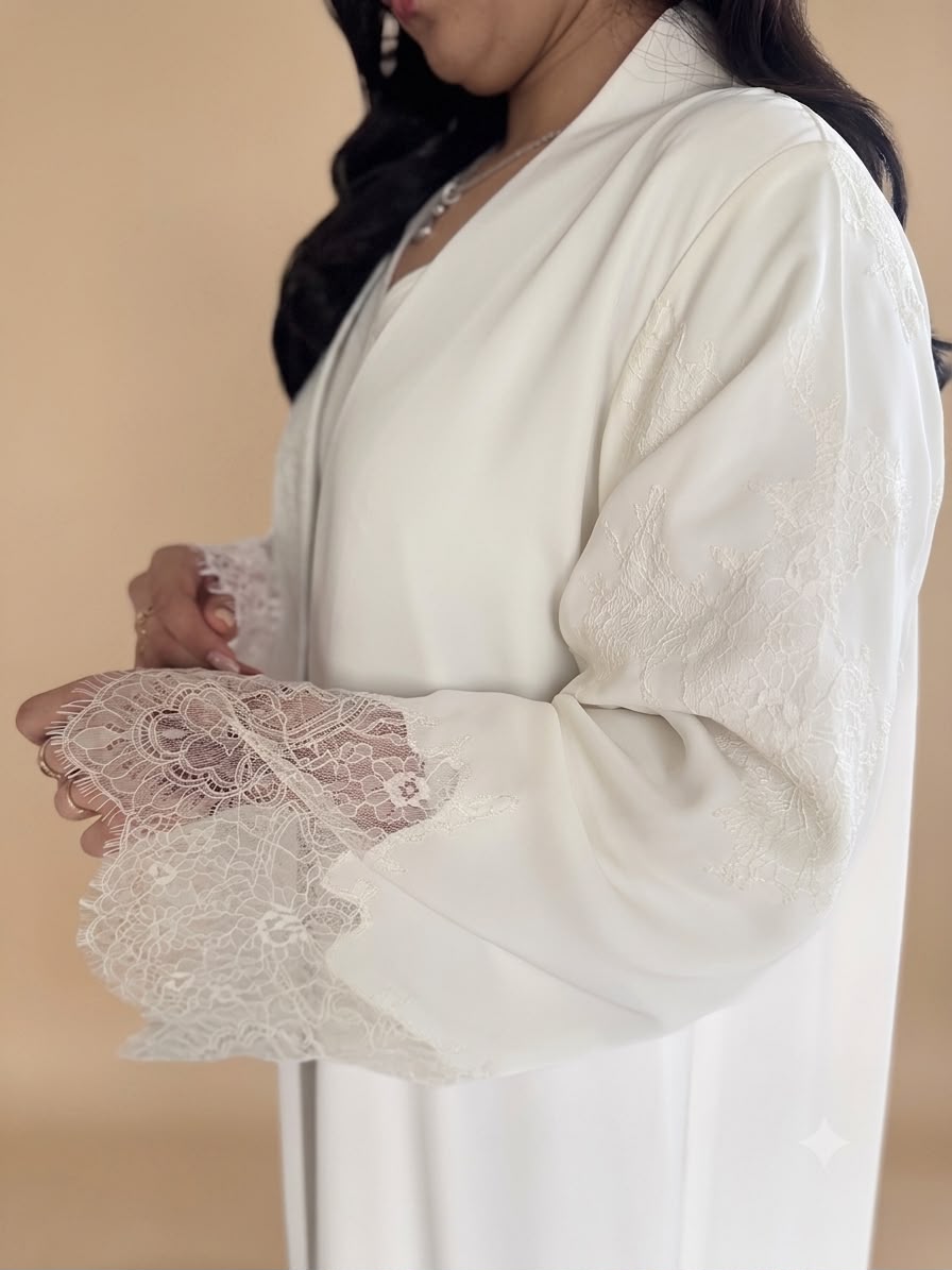 OSH-0026 - Ivory Myrtle in Lace