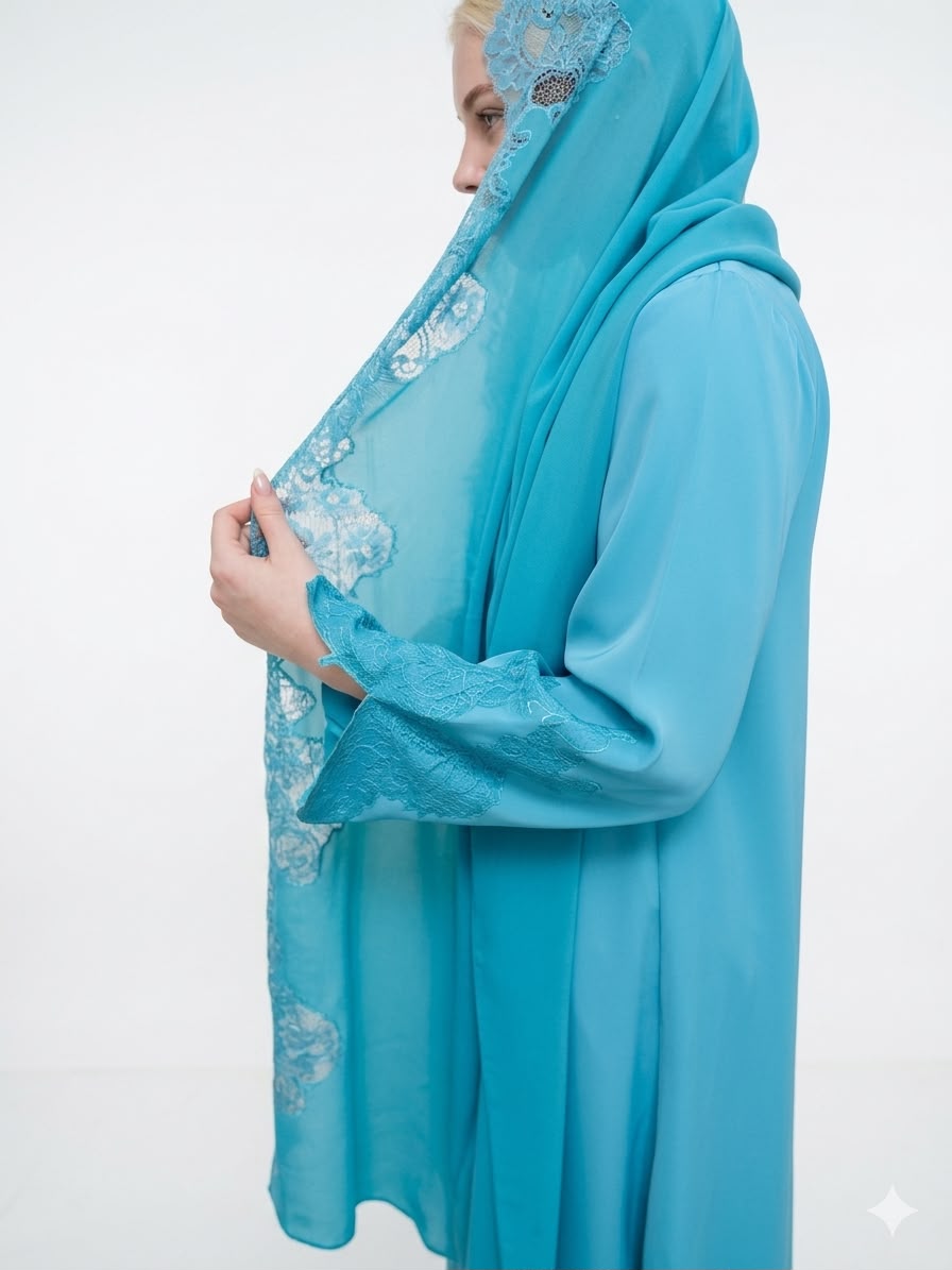 OSH-0028 - Aqua Céleste in Chantilly.A vision in lace
